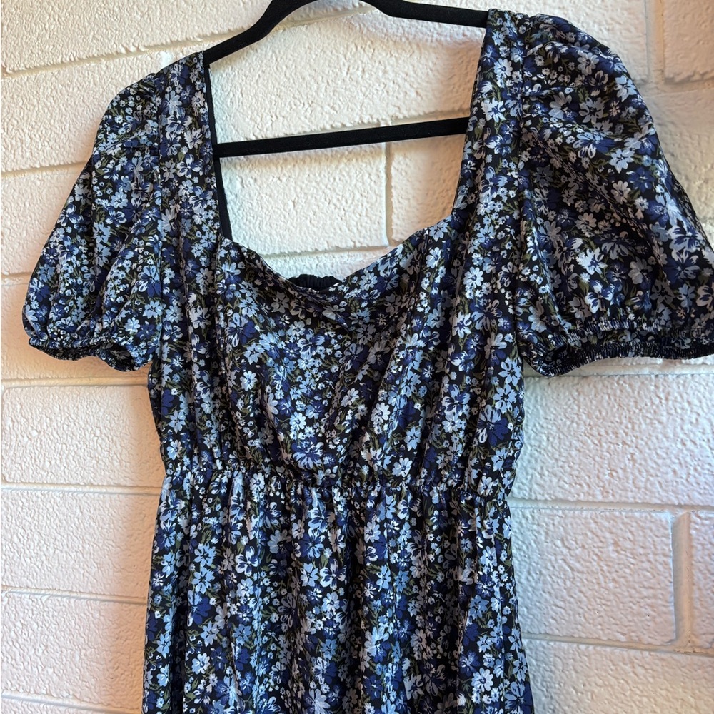 Streetwear Society Navy Floral Midi Dress